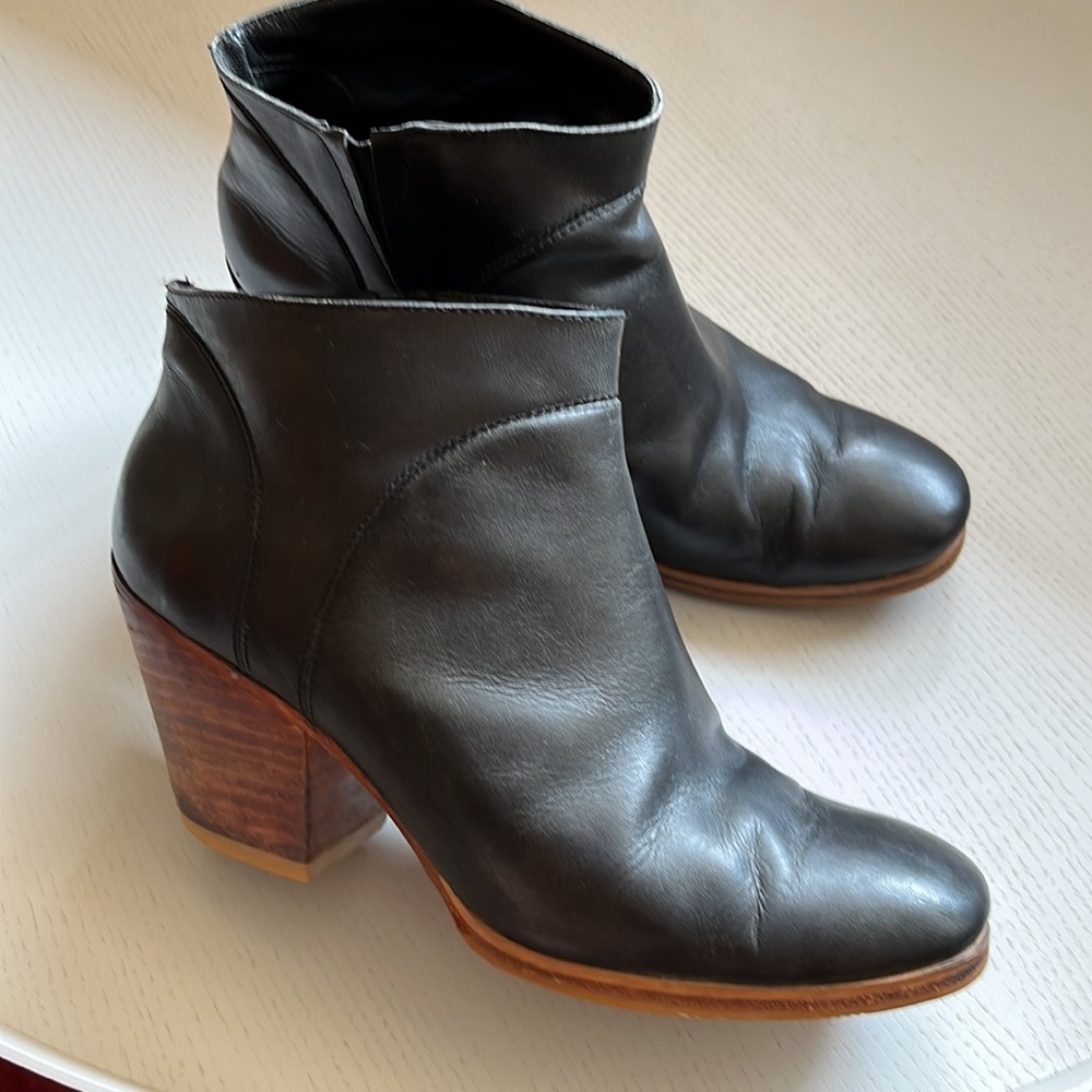 Rachel Comey Black Leather Ankle Boots